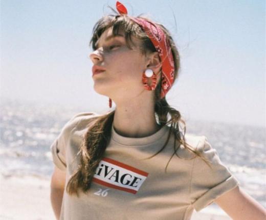 [豆包] 中考满分作文在路上